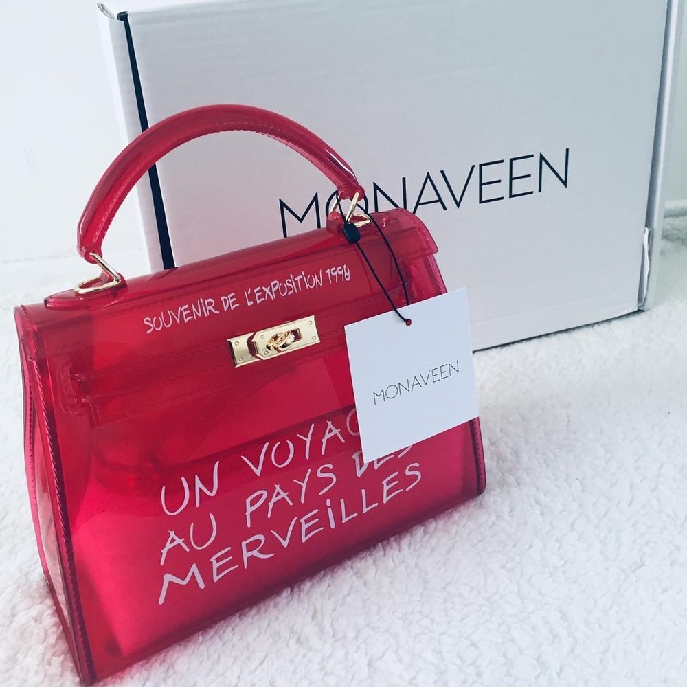 SOLD OUT ONLINE‼️ Monaveen Graffiti Bag in Red